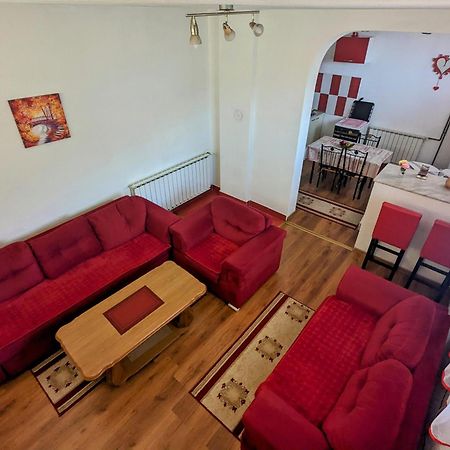 Apartment Lami - Kalibunar, トラヴニク エクステリア 写真