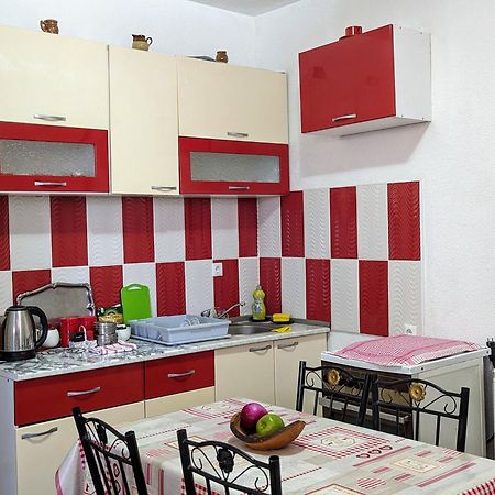 Apartment Lami - Kalibunar, トラヴニク エクステリア 写真