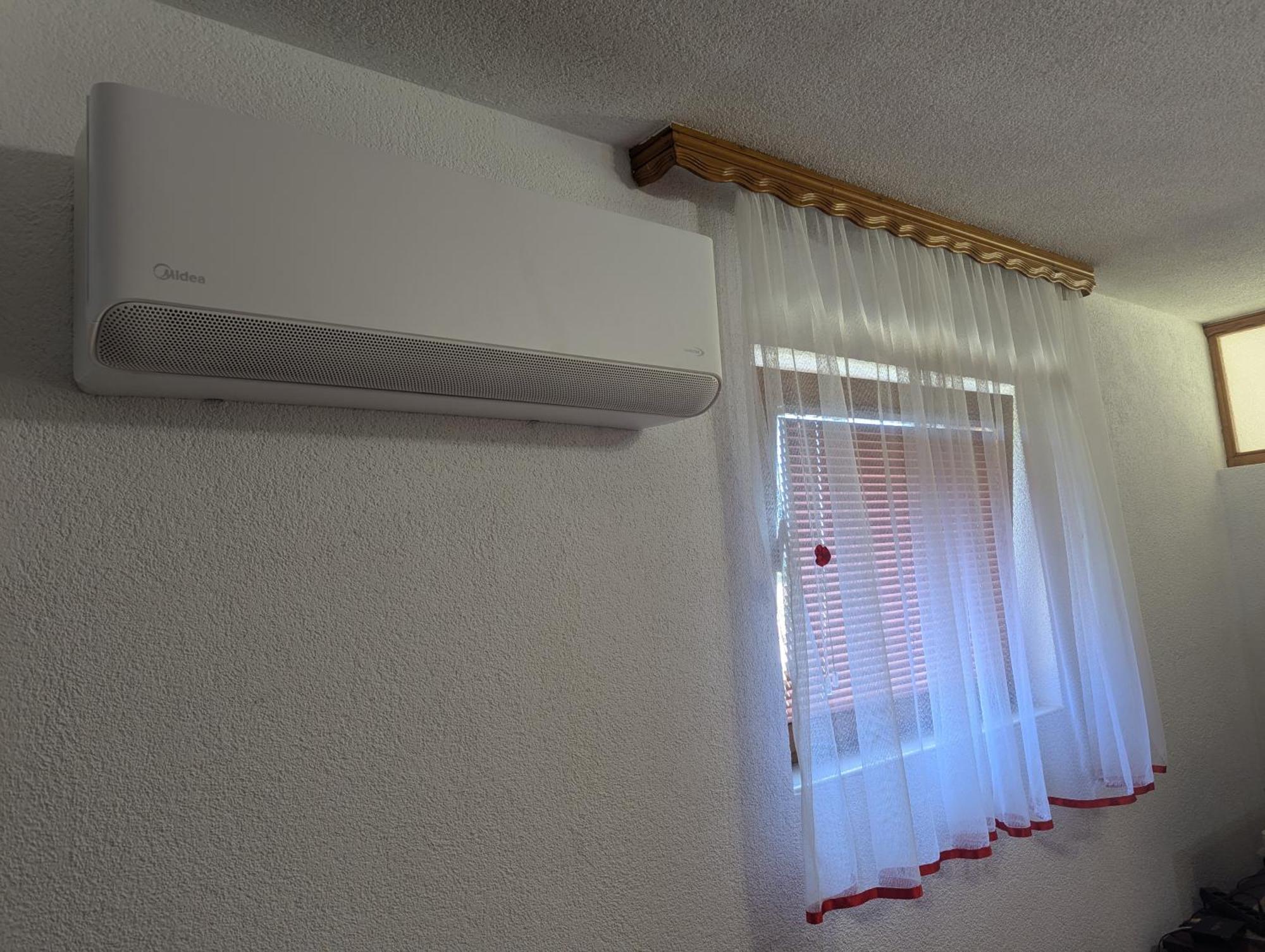 Apartment Lami - Kalibunar, トラヴニク エクステリア 写真